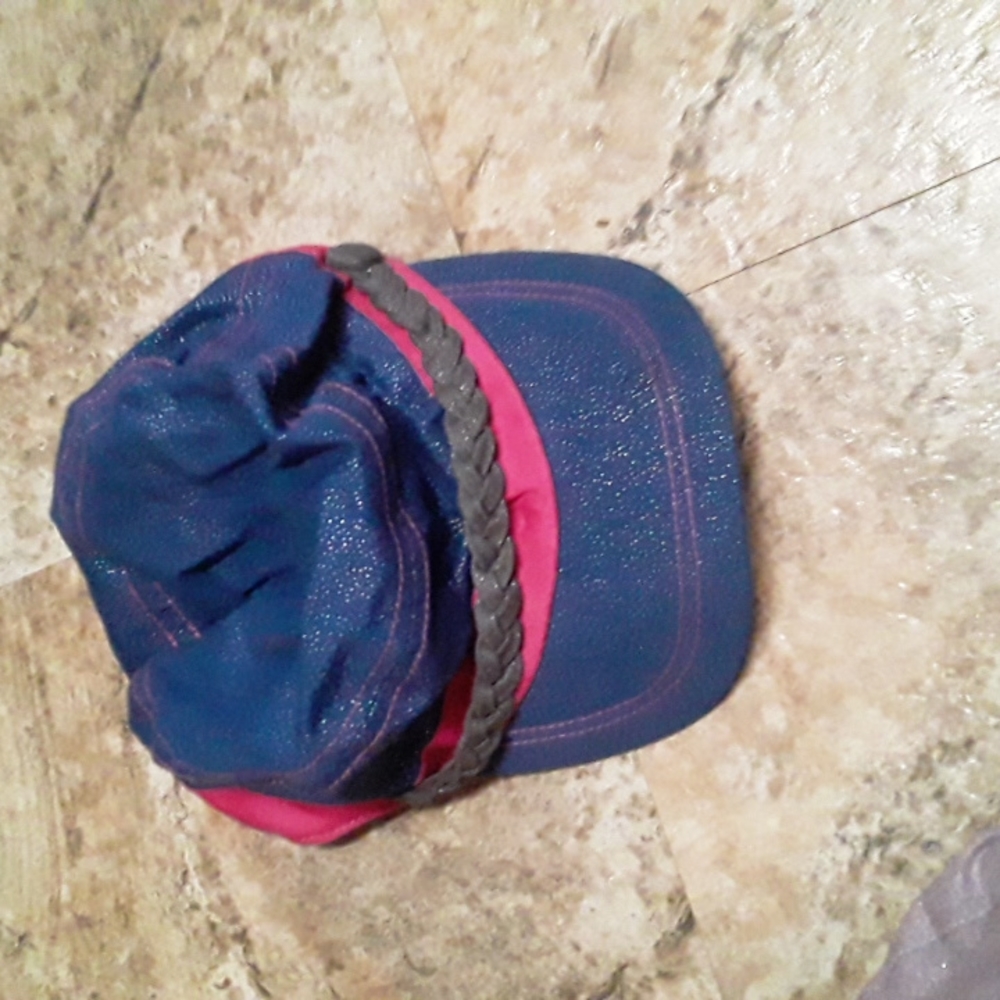 Jean Hat